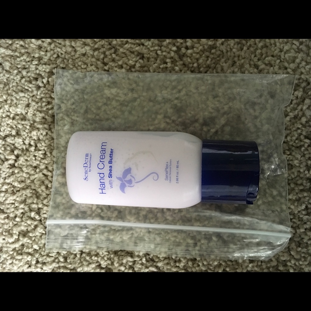 Hand cream with Shea butter